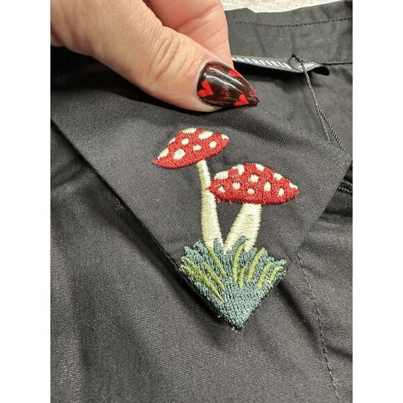 Dangerfield Black Mushroom Embroidered Collar Button Up Shirt Size 18 - Picture 2 of 6